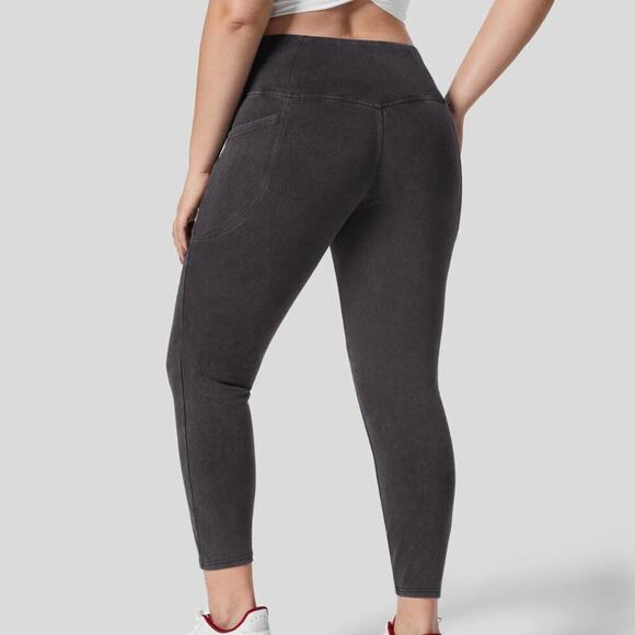 HALARA Charcoal Leggings with Pockets - Picture 2 of 11